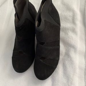 Jambu suede booties. NWT